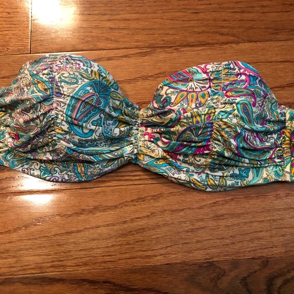 Bikini top - Picture 1 of 4